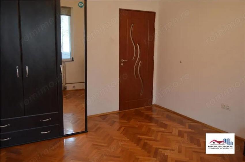 Apartament 2 Camere de Vanzare Zona Cornisa - 4