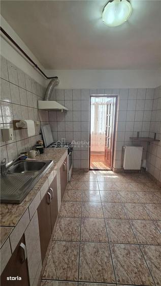 Apartament 2 decomandat,CT, etaj 4 - Pelendava - 5