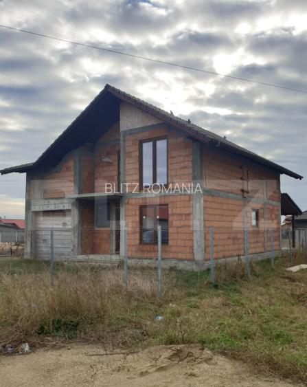 Vila mare, proiect frumos, teren 762 mp, garaj, Parta-Timiso