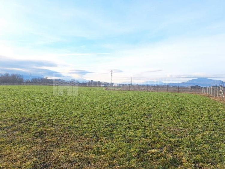 Teren intravilan in Halchiu, cu PUZ, COMISION 0 - 2