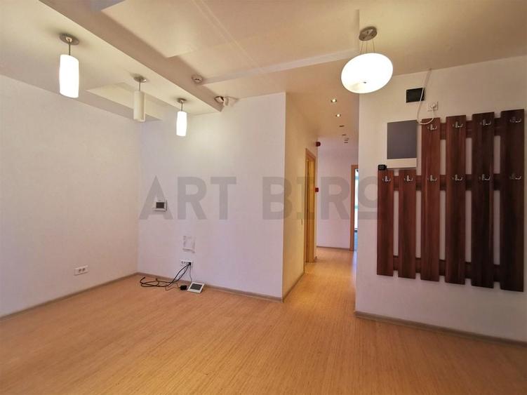 Zero comision, 125mp birou sau clinica, Piata Unirii, 7' metrou - 10