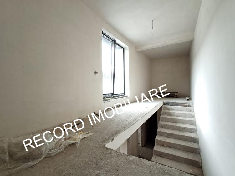 Casa semifinisata 150 mp, P+E+terasa circulabila 70 mp Floresti - 4