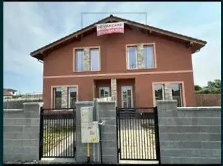 Duplex finalizat - spatii generoase - bucatarie inchisa - toate utilitatile - 1