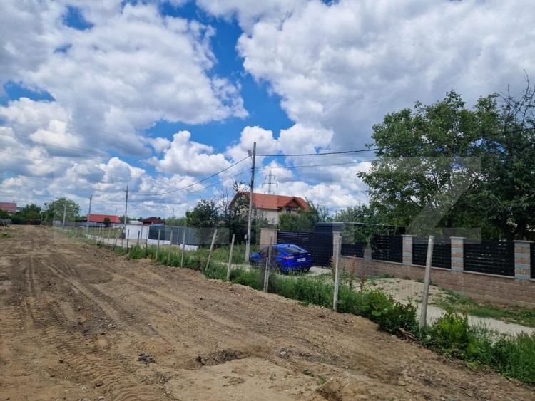 Teren intravilan, de vanzare, 1494 mp, zona Valea Fetii - 4