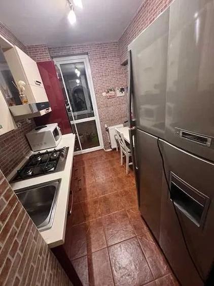 Apartament 2 camere, semidecomandat, 57 mp, ac, balcon, metrou, Piata Sudului - 3