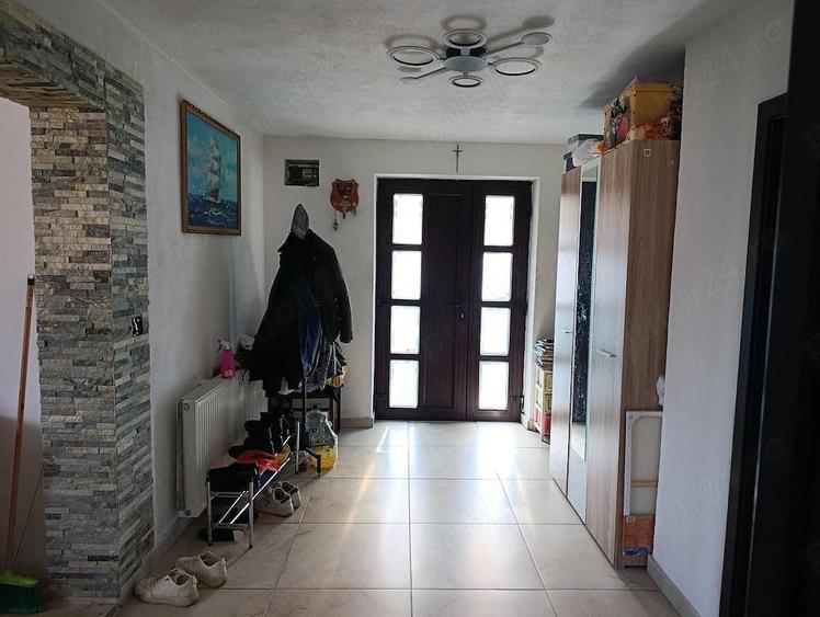 Casa de vanzare - 1