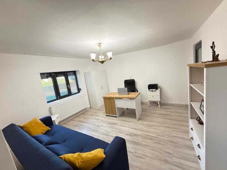 Casă cu 3 camere cu Teren 340 Mp în Central