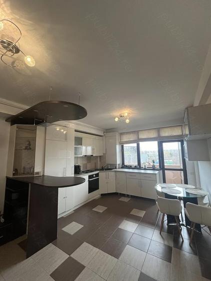 Apartament cu 3 camere de inchiriat - 2