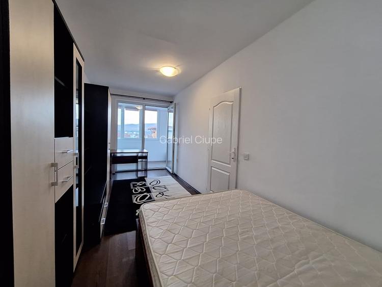 Apartament cu o camera, 34 mp, zona Florilor