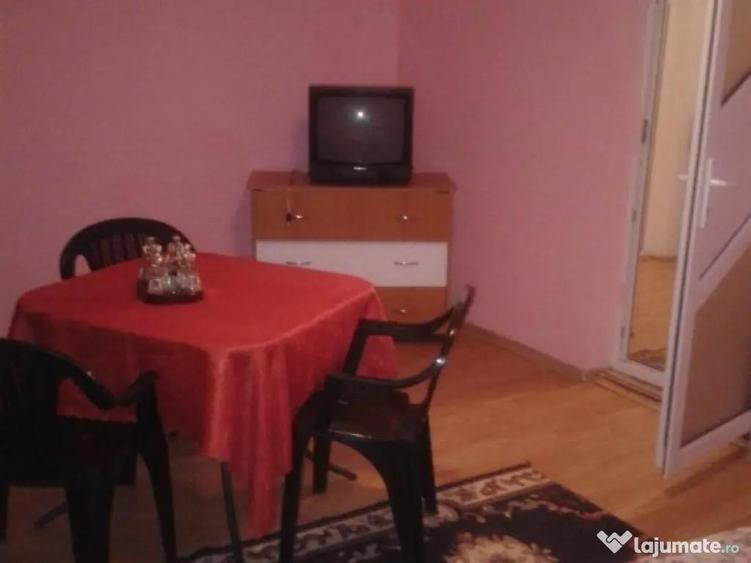 Lumina, vila 8 camere, mobilata, gaze, inchirieri - 1