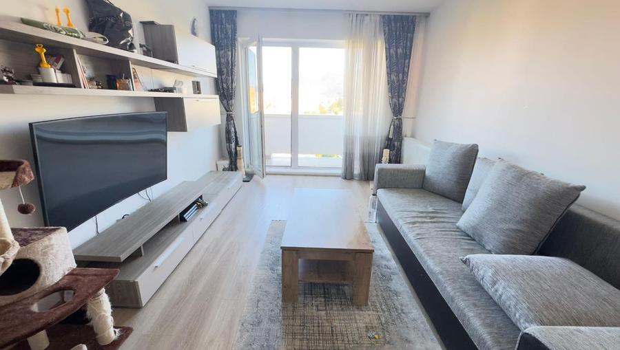 Garsoniea bloc nou, intrare Racadau, priveliste deosebita - 4