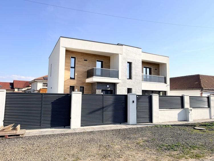 Comision 0 - Dezvoltator vinde casa individuala, panouri solare si pompe caldura - 1