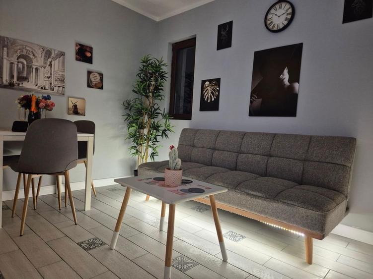 Inchiriez apartament 3 camere -bloc nou--zona centrala - 6