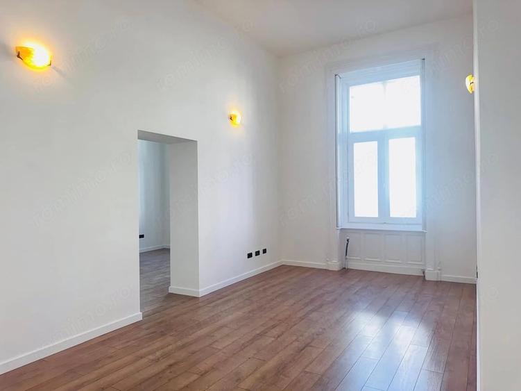 Apartament cu 3 camere semidecomandat în Ultracentral