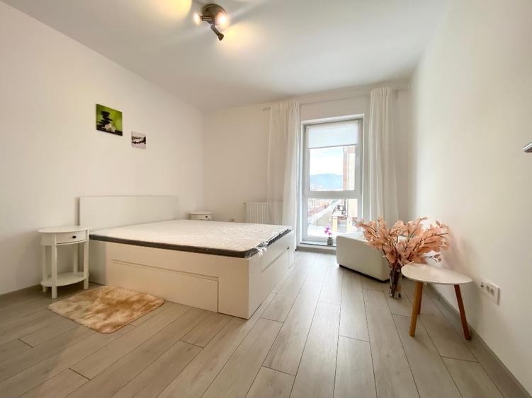 Apartament cu 3 camere de închiriat - 11
