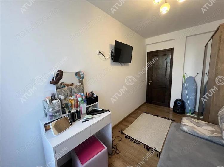 Casa cu 4 camere 2 bai si curte proprie in zona Arhitectilor - 13