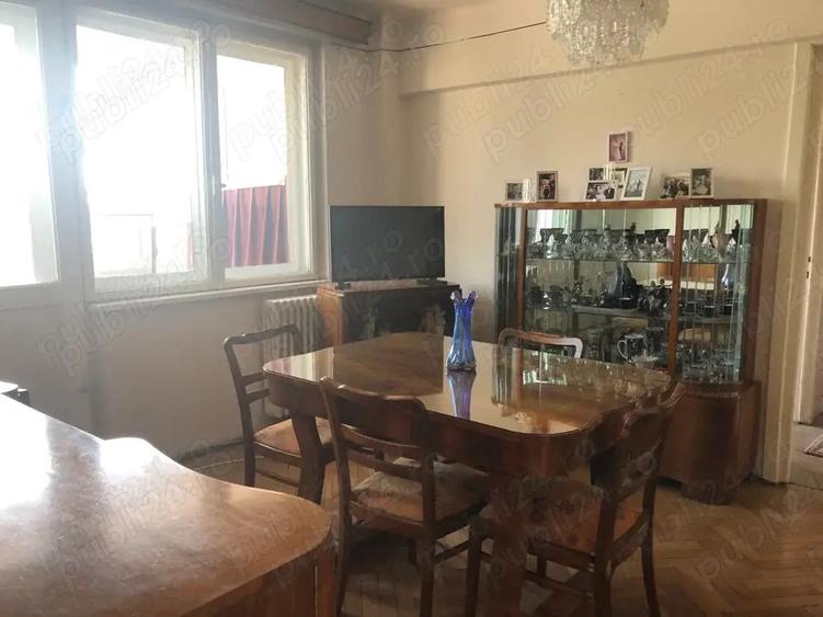 apartament ultracentral 2 camere et3 langa hale , schimb cu 3 camere et intermediar cu dif - 4