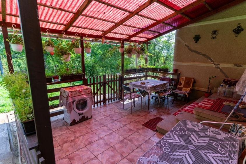 Casa / Vila cu 3 camere de vanzare - 36