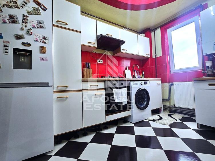 Apartament 3 camere decomandat, 88 mp, etaj 4/4 - 2