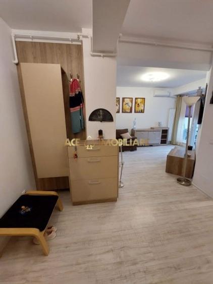 Garsonieră decomandată, mobilată în Drumul Taberei