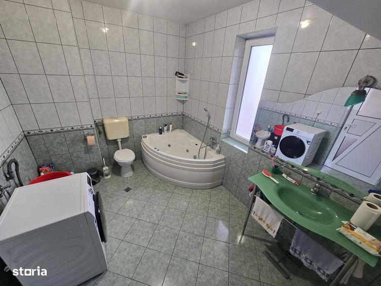 Proprietate rara | Casa cu 4 camere si teren 1.460 mp | Lucian Blaga - 18