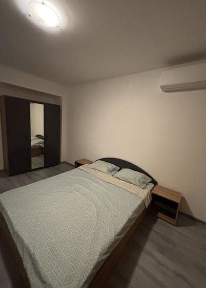De inchiriat apartament cu 3 camere , Rin Grand Vitan sector3 - 3