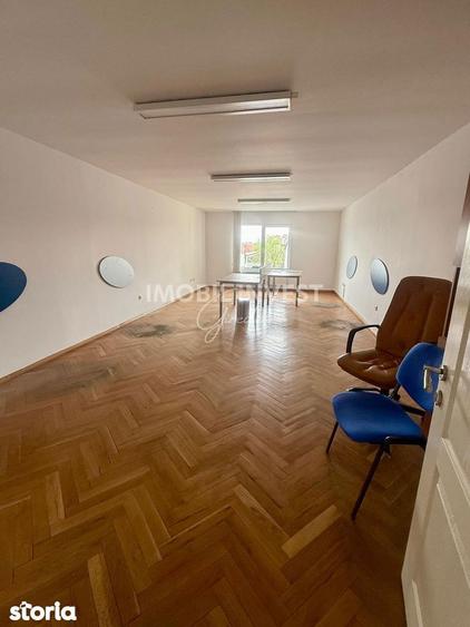 Spatiu comercial de inchiriat, centru, compartimentare eficienta - 9