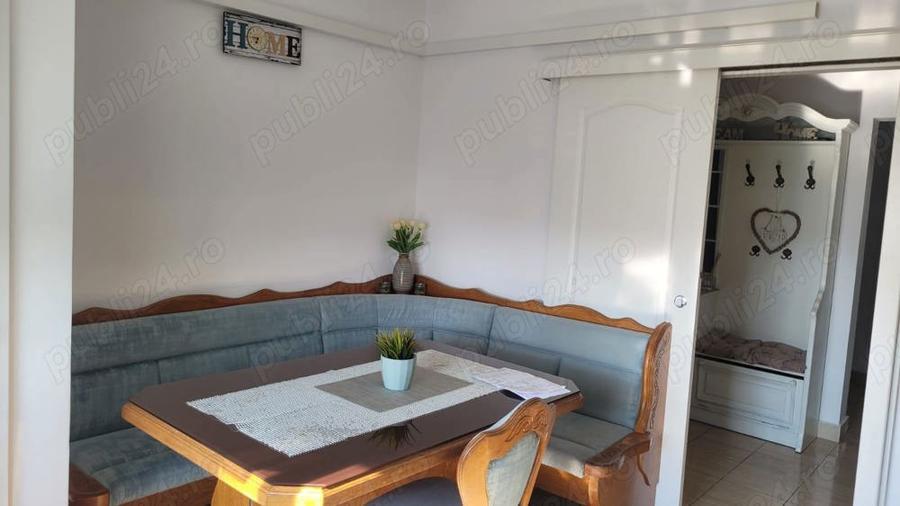 Proprietar inchiriez apartament 3 camere decomandat conf I - 2