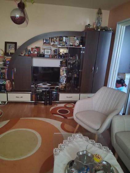 Vand apartament 2 camere semidecomandat Micro 11 - 2
