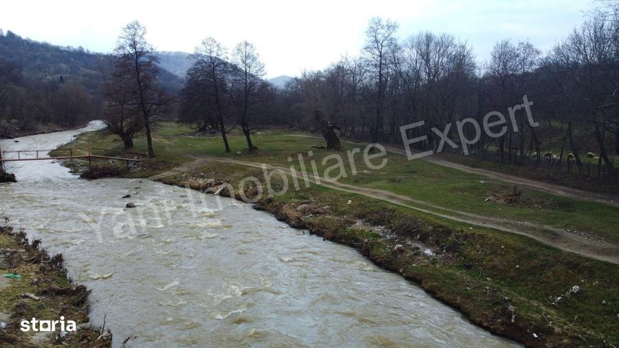 Teren de vanzare in comuna Corbeni, judet Arges. - 2