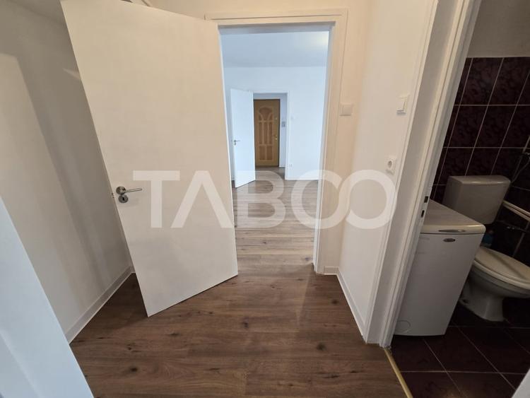 Apartament de vanzare la etaj intermediar 2 renovat balcon Terezian - 12