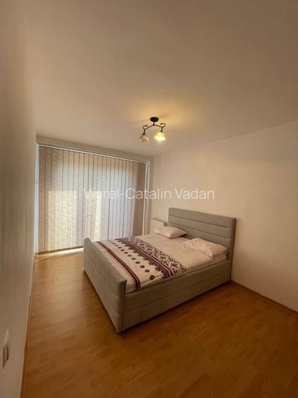 Apartament de 3 camere, 57 mp, parcare, zona Porii Apartament de 3 camere, 57 mp, parcare, zona Porii
