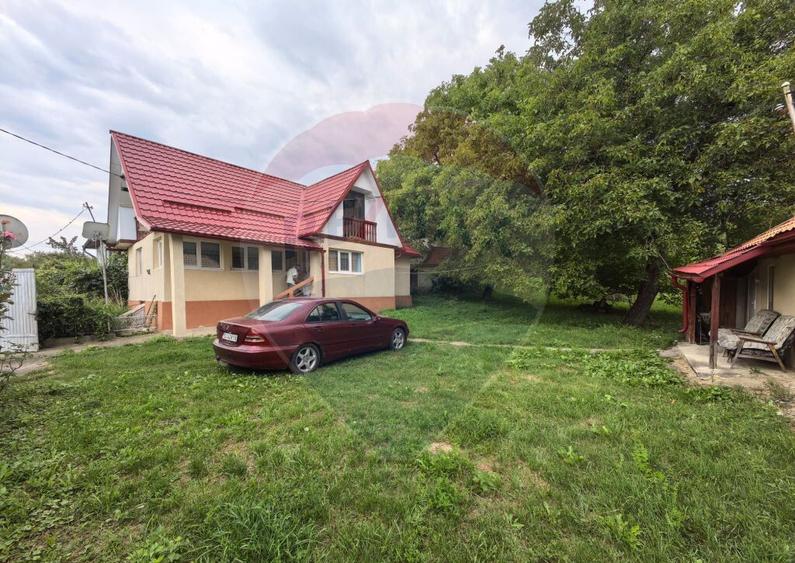Casa traditionala De Vanzare cu 5 Hectare de teren - 16