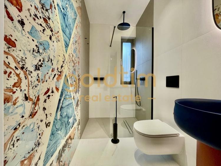 UNICA/ABSOLUT SUPERBA/ VILA INDIVIDUALA/IANCU NICOLAE/CURTE GENEROASA - 58