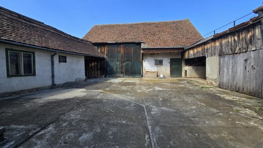 COMISION 0! Casa cu 4 camere si anexe de vanzare la Mag - 3