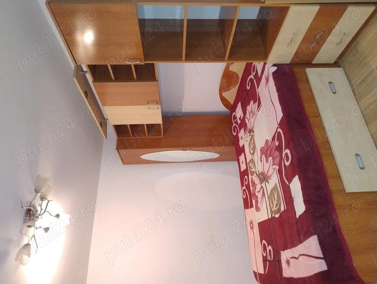 Inchiriez apartament cu 2 camere zona Imparat Traian. Pre? 350 + 350 garan?ie. - 2