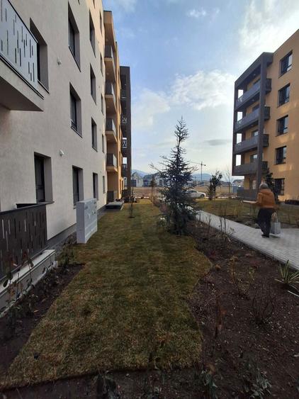 Inchiriez apartament nou in zona Coresi Avantgarden, Rokman - 4