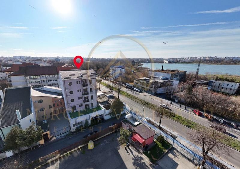 Hotel 3 Stele de Vânzare la  Delfinariu, aproape de Mamaia - 2