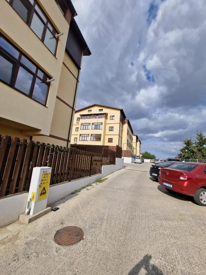 Apartament inchiriere 3 camere 350Euro  Cug Valea Adanca, complex Nicole Residen - 9