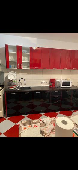 Casă cu 9 camere cu Teren 640 Mp în Agigea
