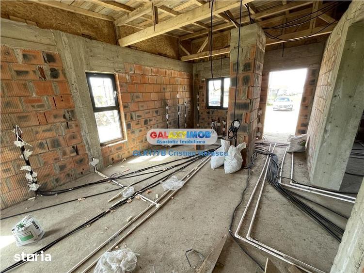 Casă cu 3 camere cu Teren 400 Mp în Crevedia