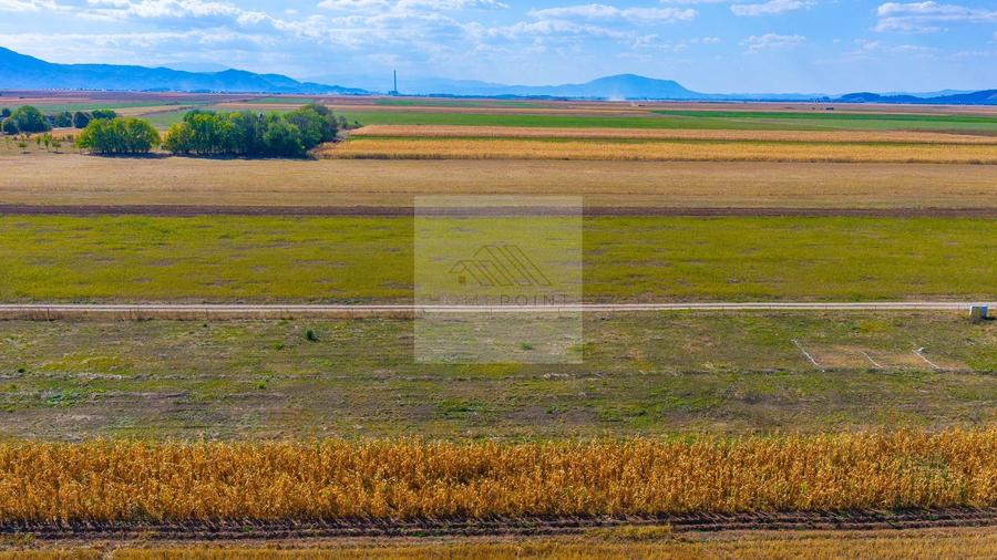 Teren Construcții intravilan de 460 mp, în Tărlungeni