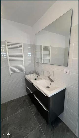 Casă cu 4 camere în Parța