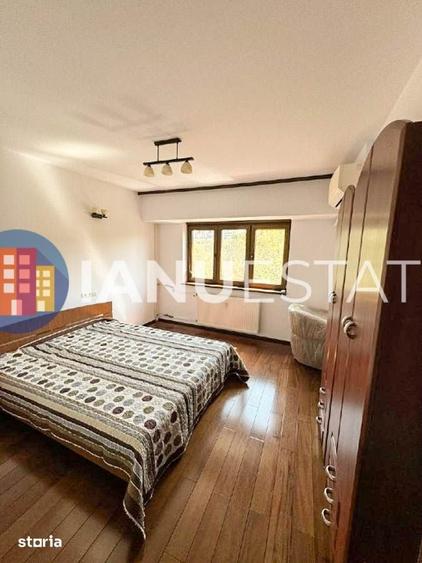 Apartament cu 3 camere semidecomandat în Centrul Civic
