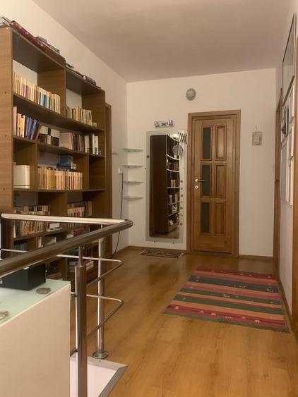 Apartament cu 3 camere decomandat, mobilat în Călărași
