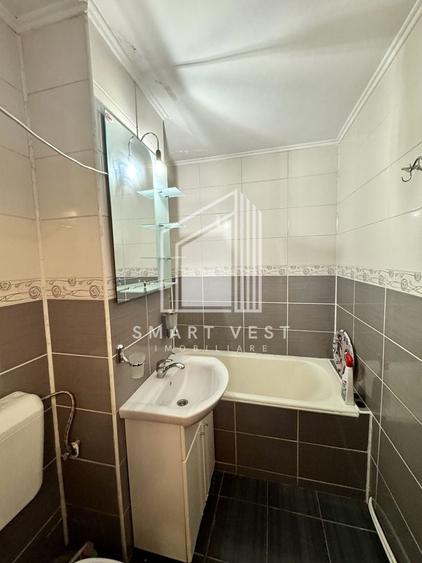 Apartament cu 2 camere semidecomandat, mobilat în Micro 16
