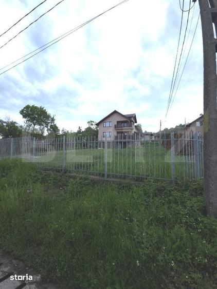 Casă cu 6 camere cu Teren 784 Mp în Central