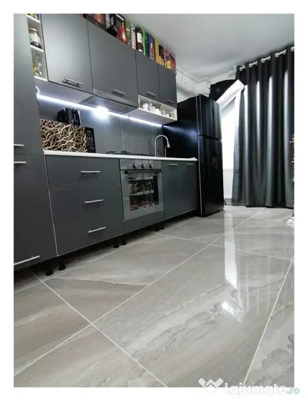 Apartament cu 2 camere semidecomandat în Vitan