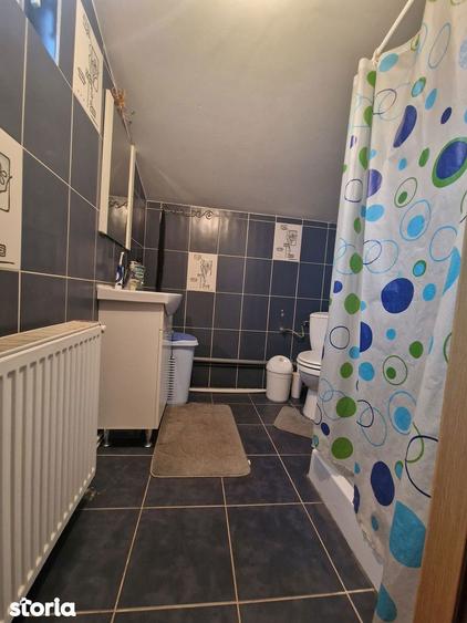Casă cu 6 camere cu Teren 425 Mp în Lumina