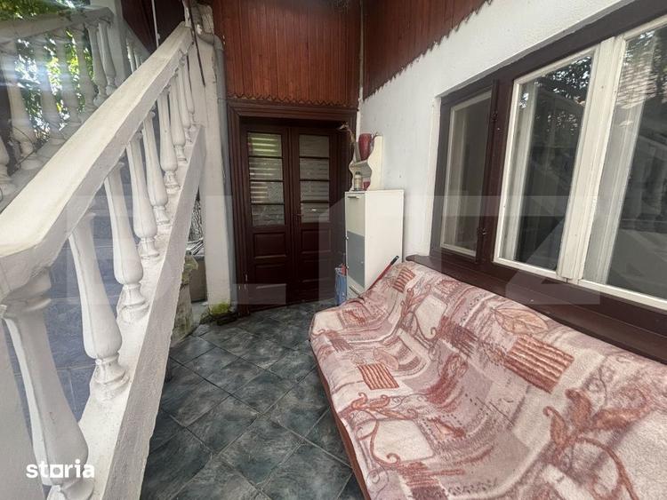 Casă cu 5 camere cu Teren 1612 Mp în Nușfalău